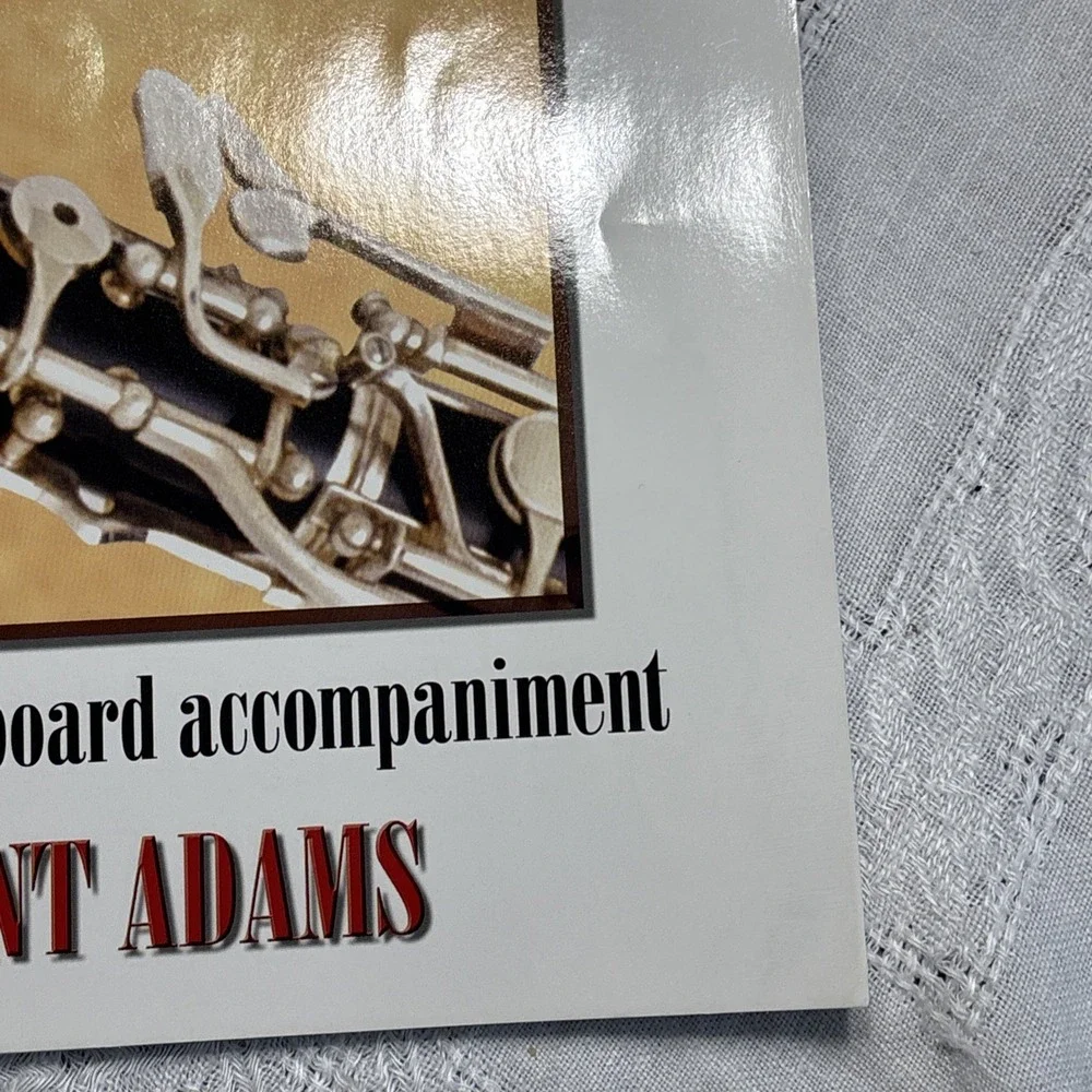 OBOE SOLOS FOR WORSHIP: ARRANGED WITH KEYBOARD By Brant Adams‎